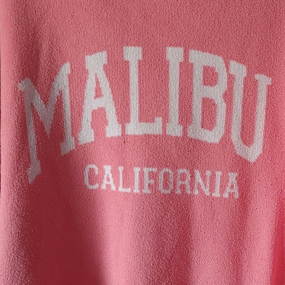 Rue21 Pink Crew Neck Sweater Women's sz Large w/ Malibu Print Casual Streetwear - Picture 3 of 5